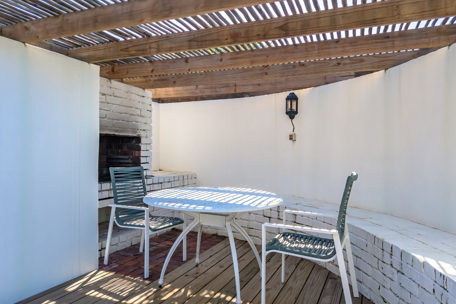 2 Bedroom Property for Sale in Keurboomstrand Western Cape